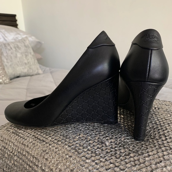Gucci Wedge shoes in black leather in size 37 - Picture 1 of 12